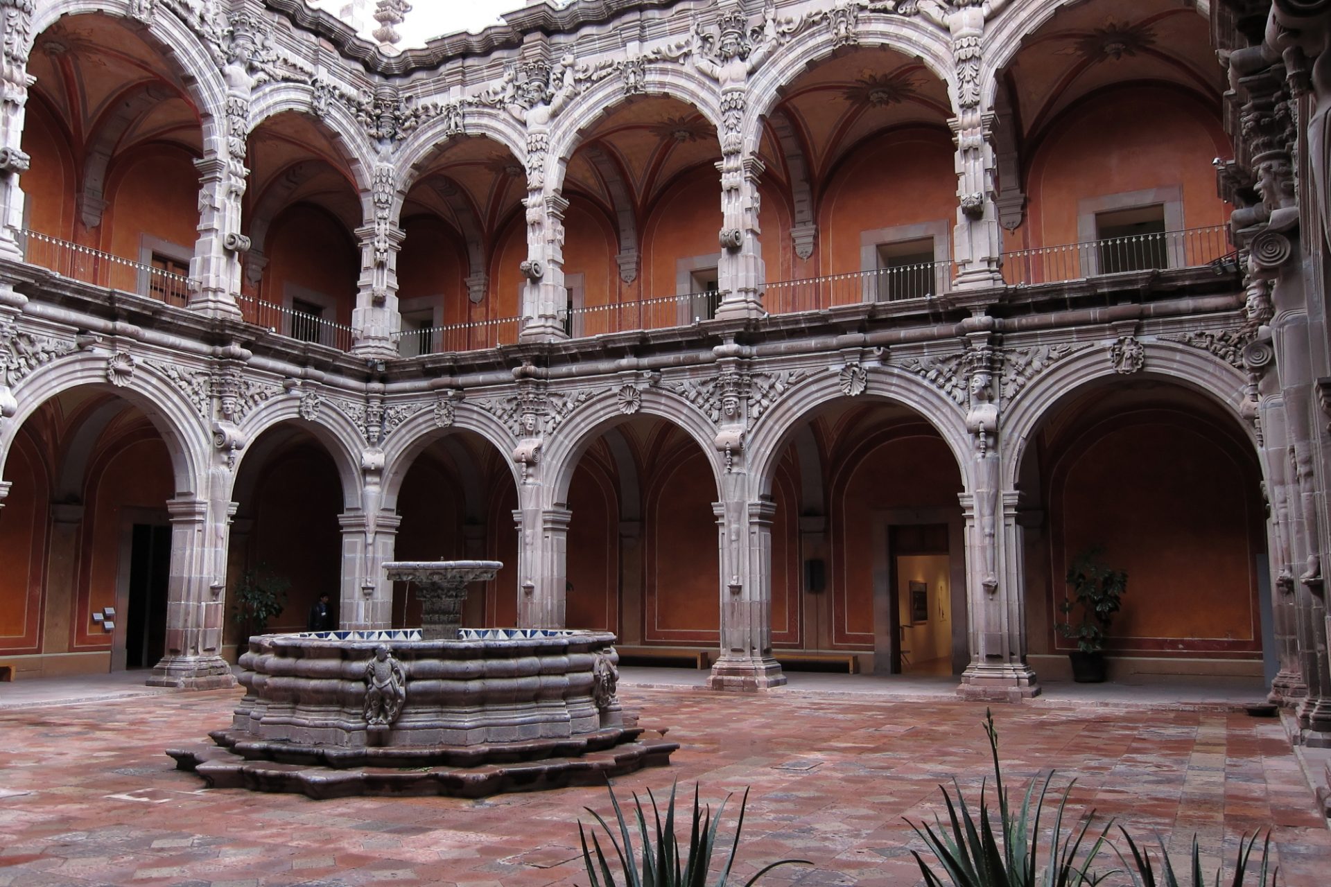 Antiguo Convento de San Agustín - Museo de Arte