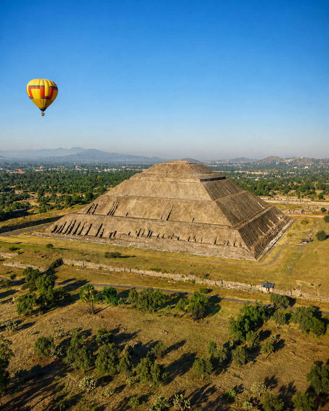 Pirámide del Sol en Teotihuacán durante un tour privado