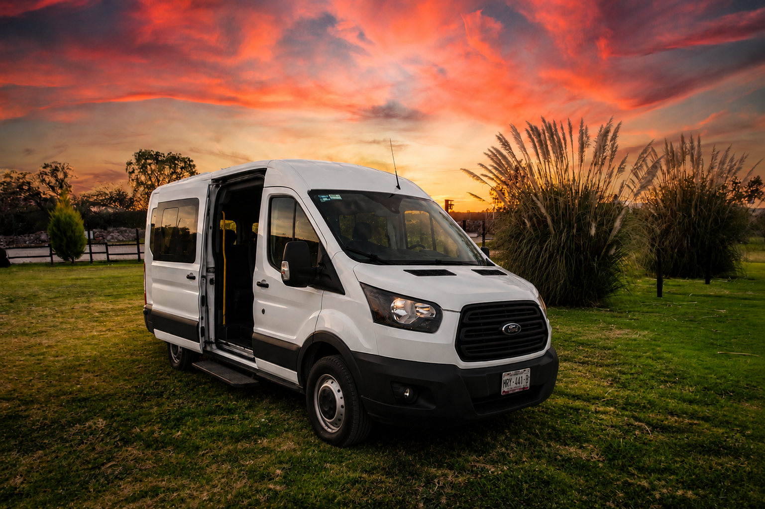 Ford Transit para grupos y traslados privados en el Bajío